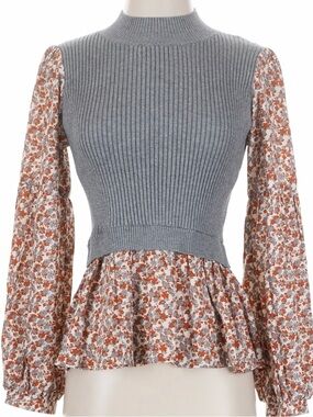 THML Gray Ribbed Knit Overlay Top with Rust Floral Sleeves